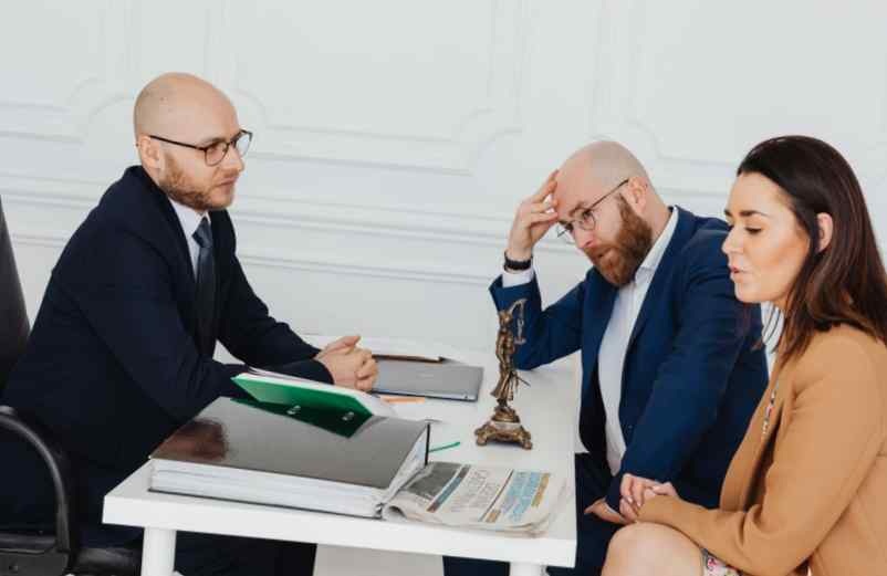 Demander le divorce en France donne-t-il tort devant le juge ? Findeur