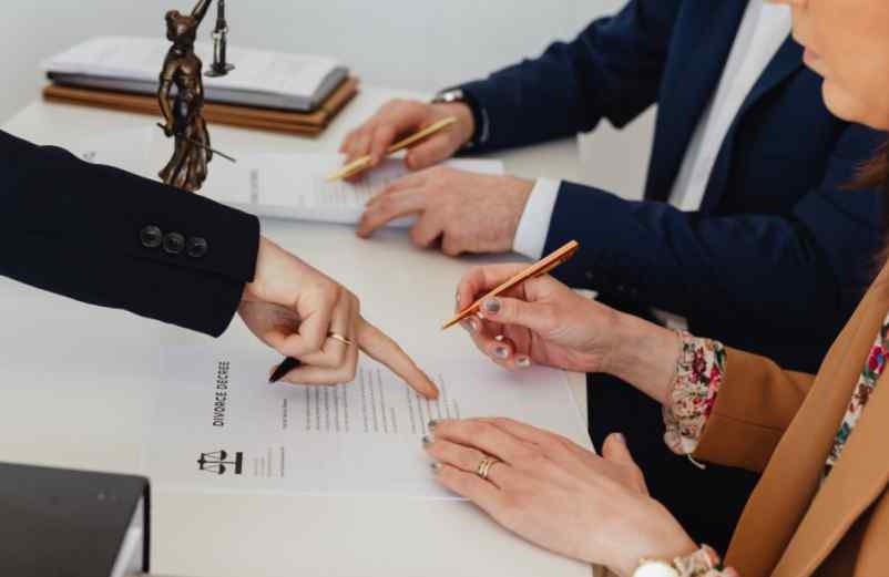 Demander le divorce n'entraîne pas de sanction automatique Findeur