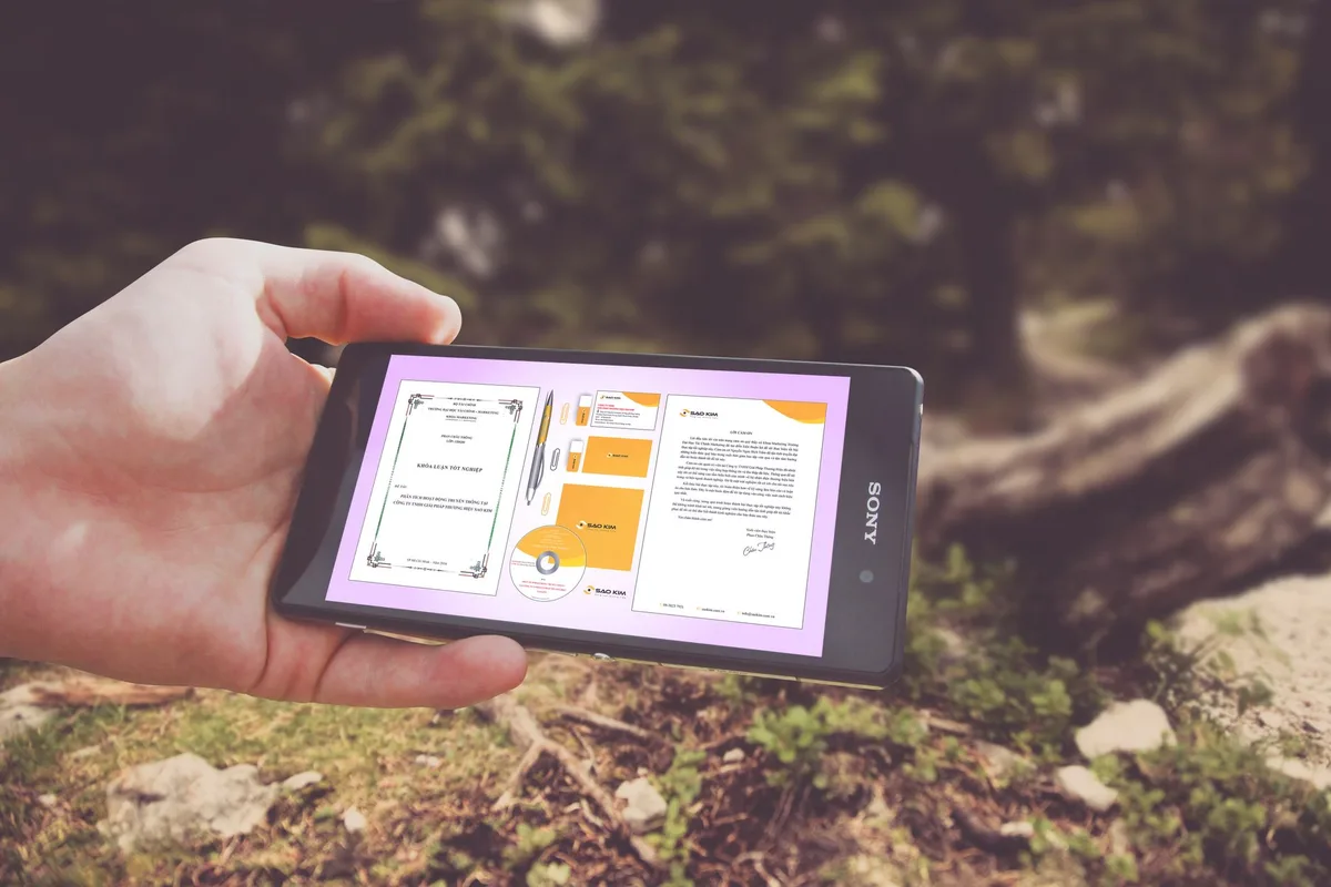 Appareil mobile en mode hors ligne synchronisant automatiquement les données de formation