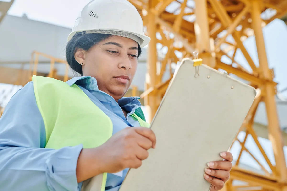 Checklist de sécurité et d'intégration pour collaborateurs terrain